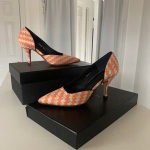 NIB Dries Van Noten Orange Chevron D’Orsay Pumps